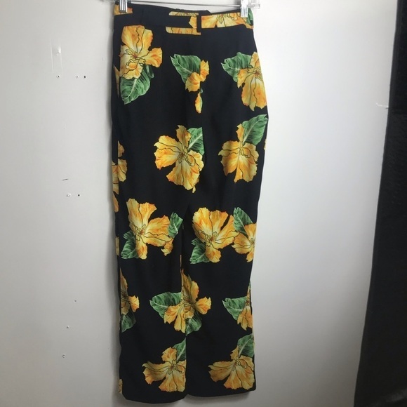 Zara Yellow Flower Print Pant size xs 1787 - Picture 2 of 2